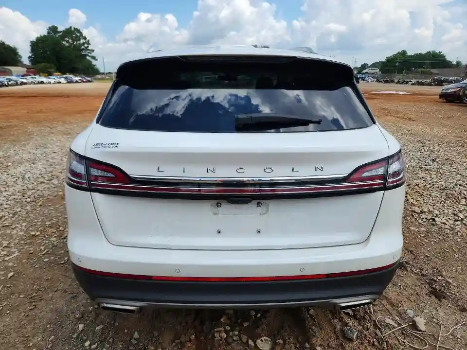2LMPJ8KP0PBL22926 2023 LINCOLN NAUTILUS-5