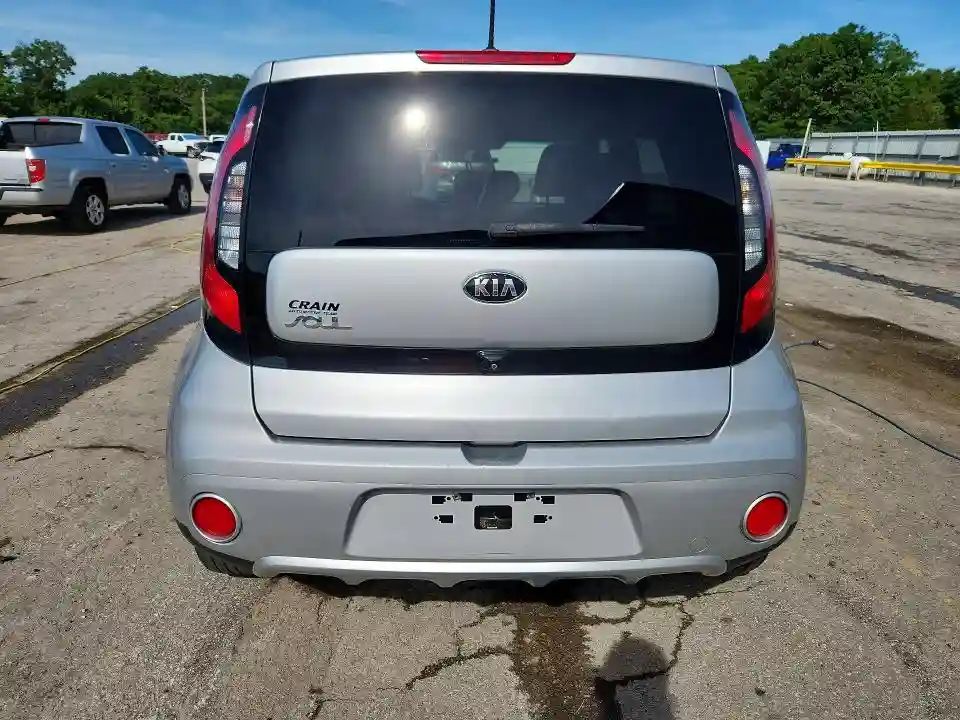 KNDJP3A52J7581019 2018 KIA SOUL-5