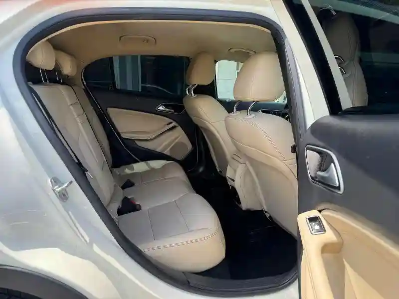 WDCTG4GB0FJ080307 2015 MERCEDES-BENZ GLA-CLASS-5