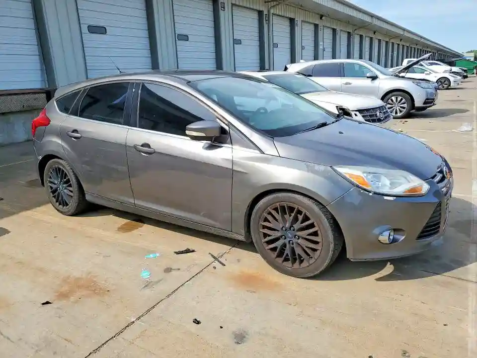 1FAHP3M26CL339060 2012 FORD FOCUS-3