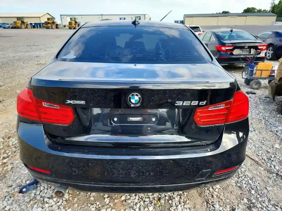 WBA3D5C57EKX96230 2014 BMW 3 SERIES-5