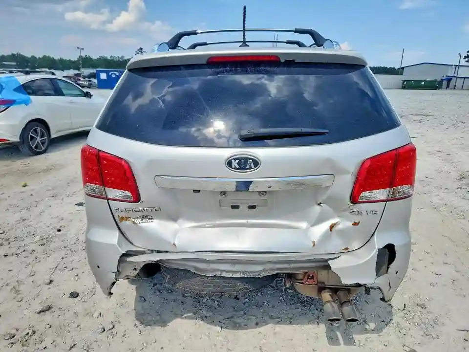 5XYKW4A22DG409583 2013 KIA SORENTO-5