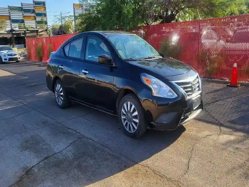 3N1CN7AP6KL849495 2019 NISSAN VERSA-0