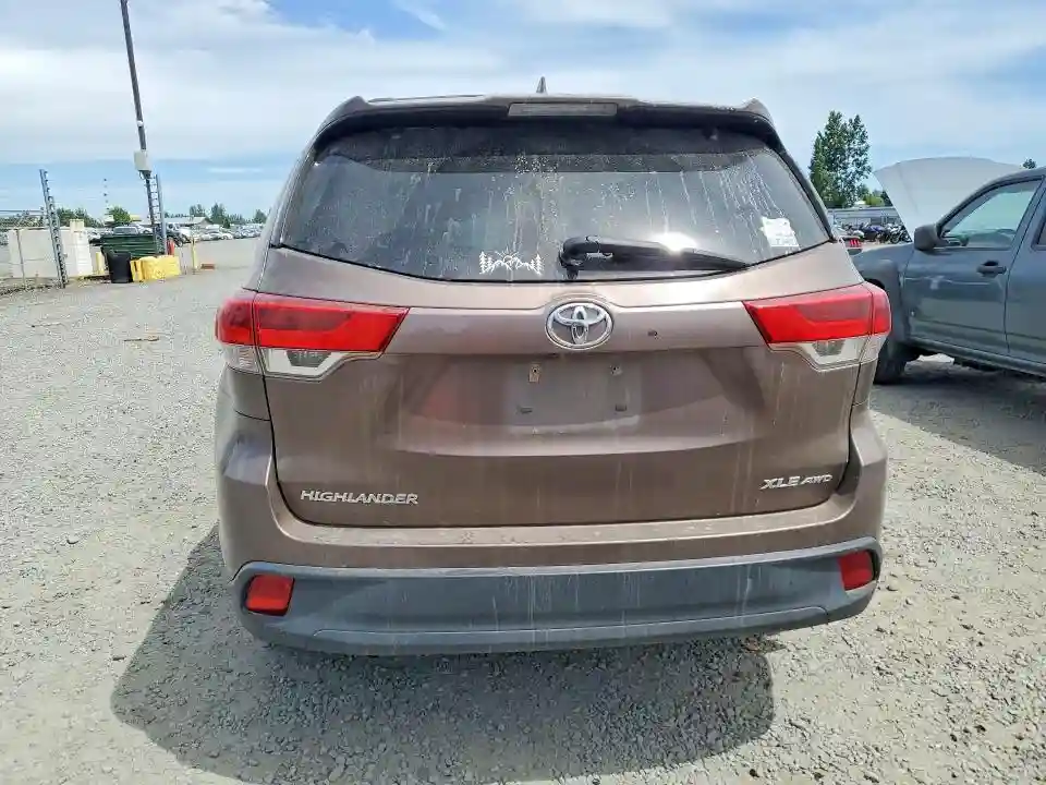 5TDJZRFH1HS457856 2017 TOYOTA HIGHLANDER-5