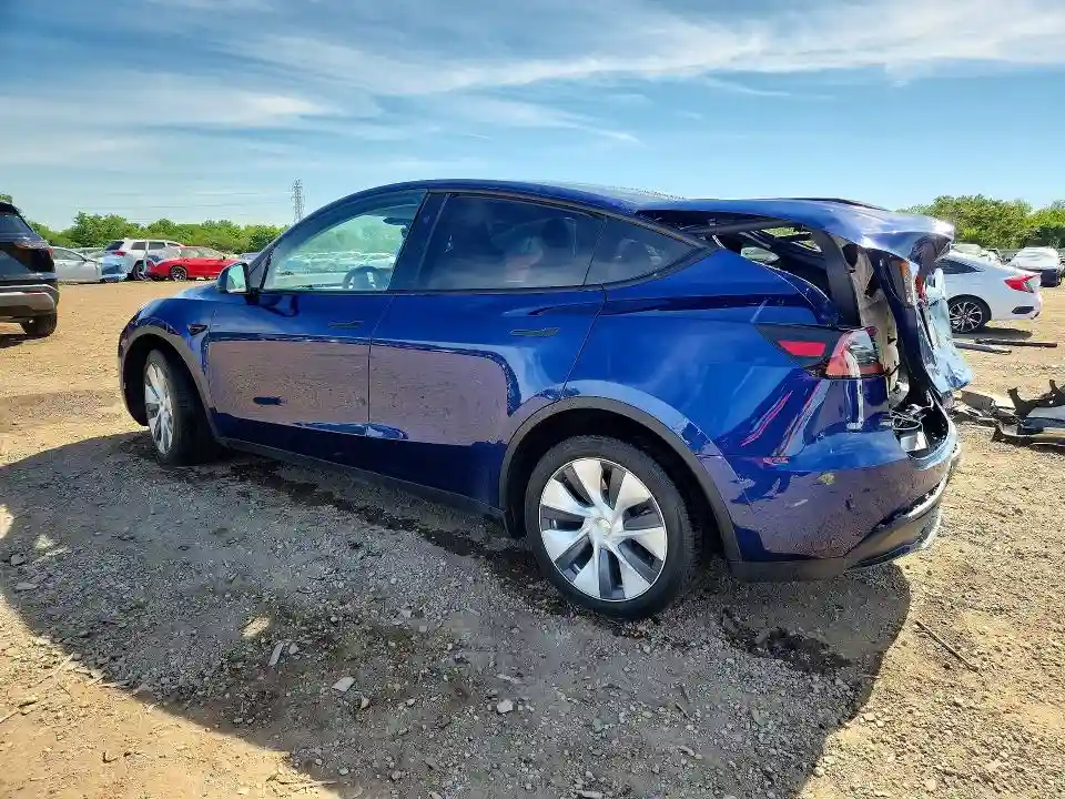 7SAYGDEE0PA205372 2023 TESLA MODEL Y-1