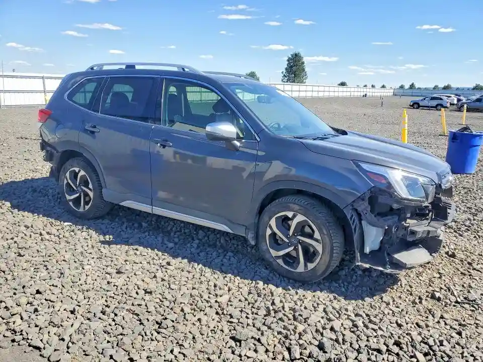 JF2SKARC6NH403447 2022 SUBARU FORESTER-3