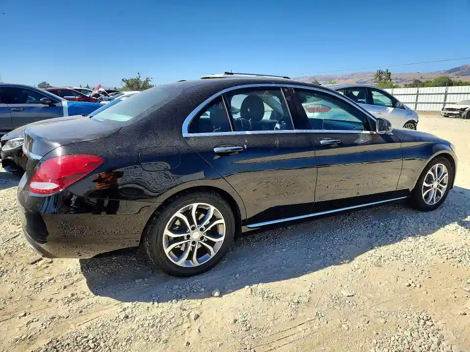 55SWF4JB0GU166836 2016 MERCEDES-BENZ C-CLASS-2
