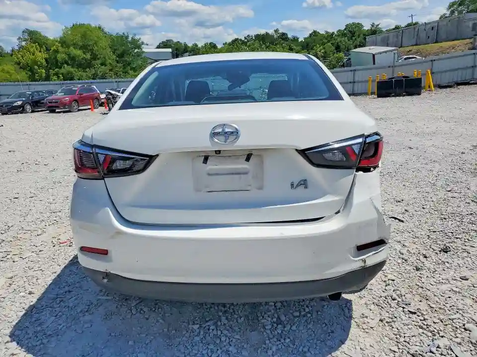 3MYDLBZV7GY119975 2016 SCION IA-5