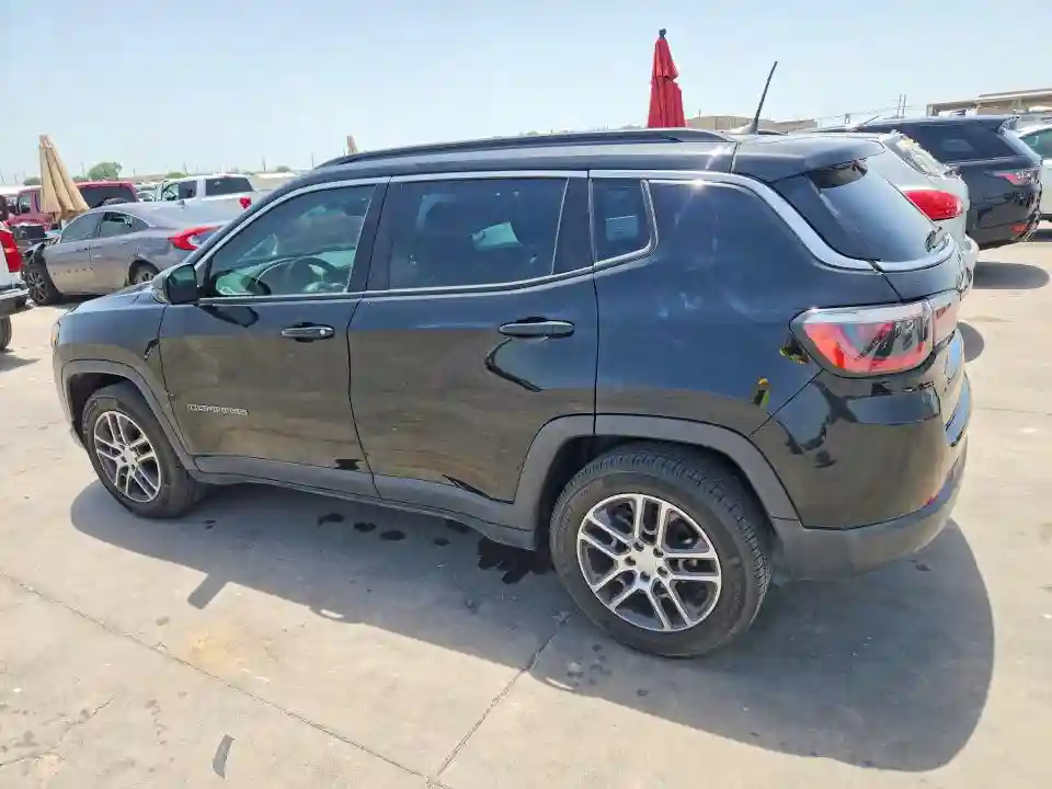 3C4NJCBB7LT144395 2020 JEEP COMPASS-1