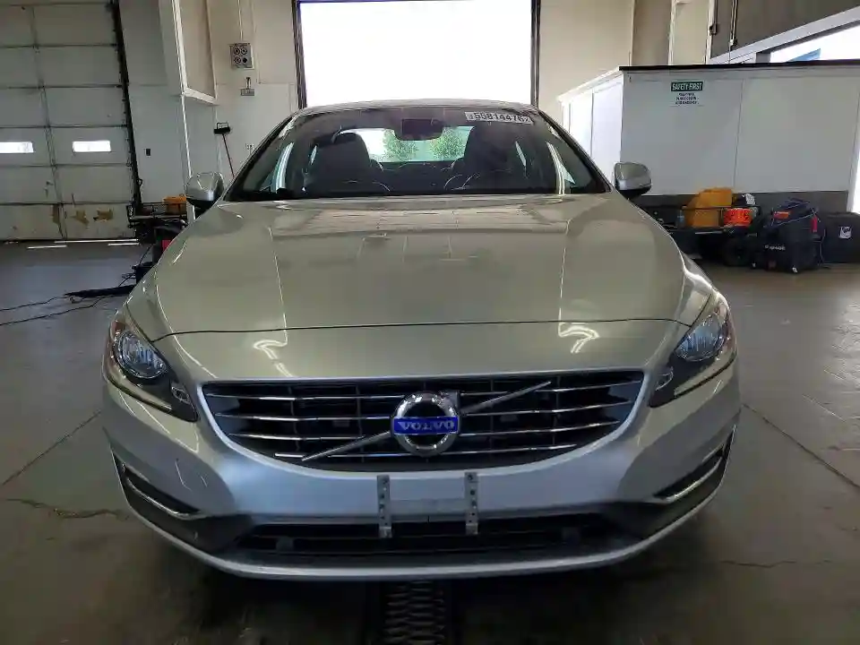 YV1612TK8F2332243 2015 VOLVO S60-4