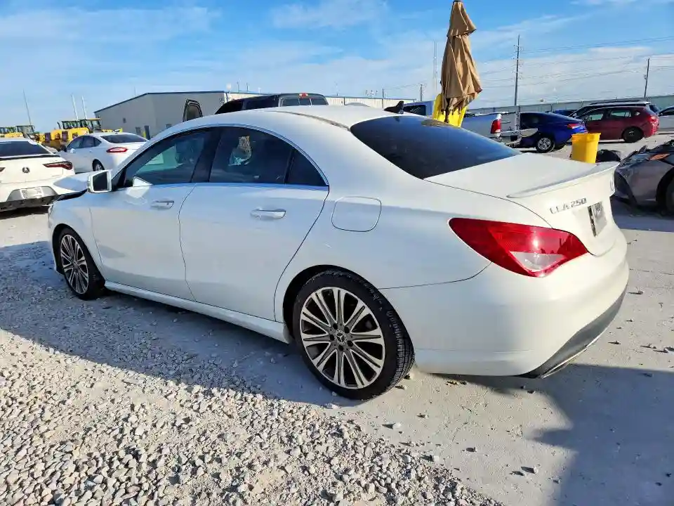 WDDSJ4EB0JN683920 2018 MERCEDES-BENZ CLA-CLASS-1
