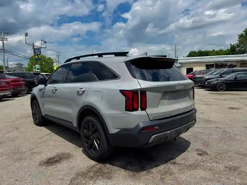 5XYRLDLC1NG092619 2022 KIA SORENTO-2