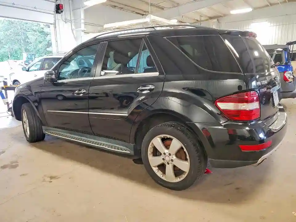 4JGBB8GB4BA687047 2011 MERCEDES-BENZ M-CLASS-1