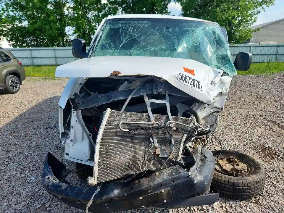1GCWGAFFXG1138429 2016 CHEVROLET EXPRESS-4