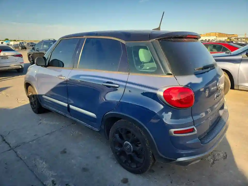 ZFBCFADH2JZ040713 2018 FIAT 500-1