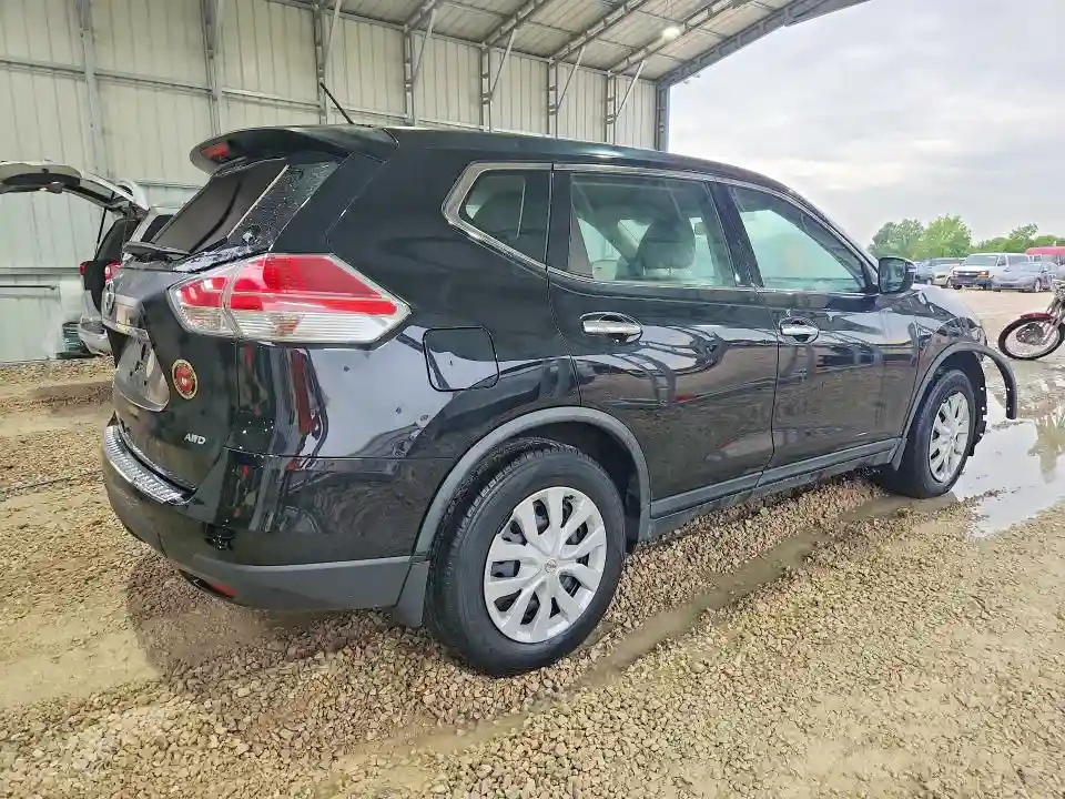 KNMAT2MV3FP515880 2015 NISSAN ROGUE-2