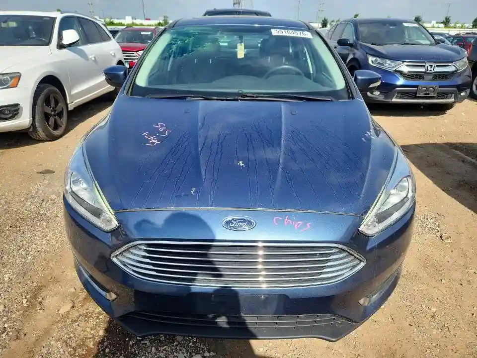 1FADP3N28JL285562 2018 FORD FOCUS-4
