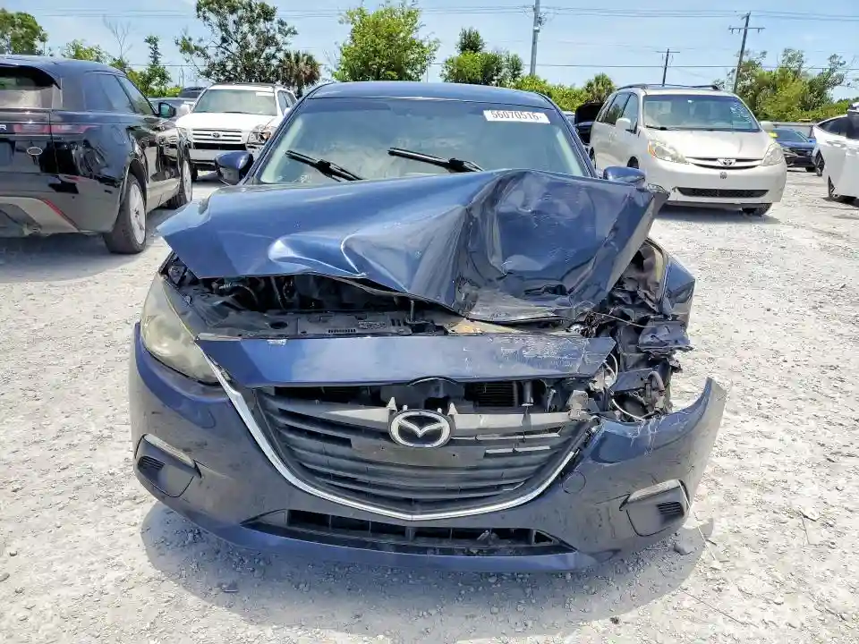 JM1BM1U7XG1303950 2016 MAZDA 3-4