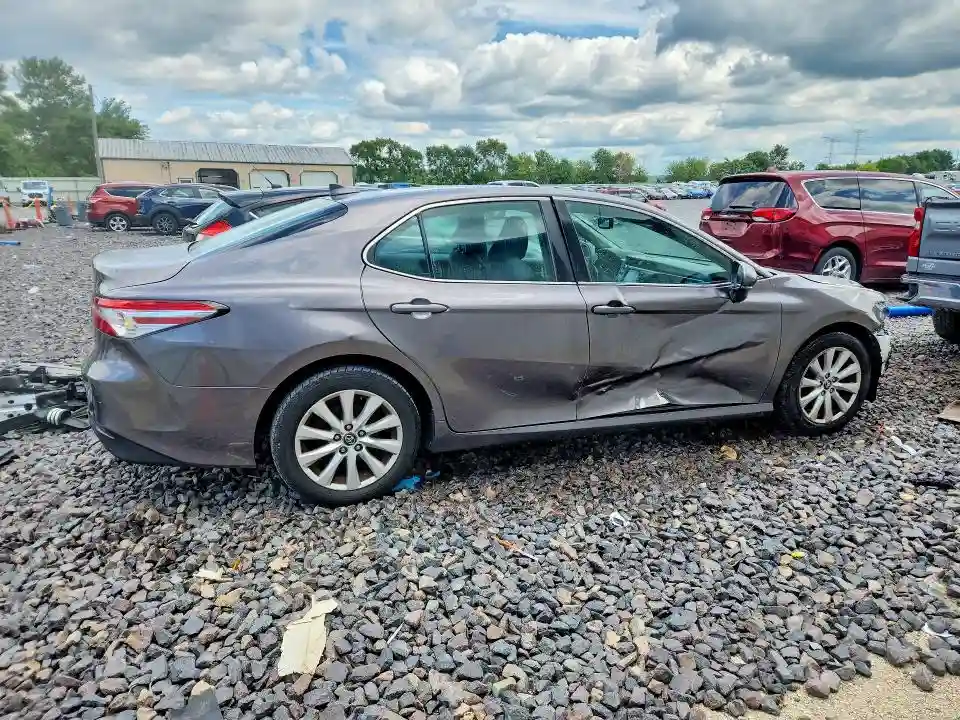 4T1L11AK7LU910267 2020 TOYOTA CAMRY-2