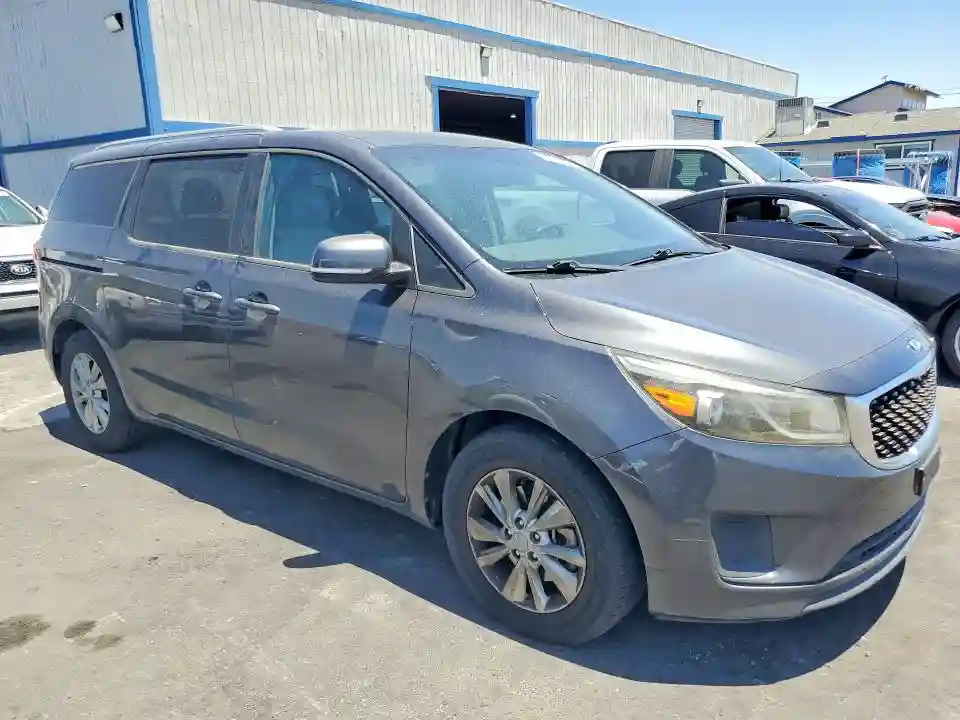 KNDMB5C12G6089302 2016 KIA SEDONA-3