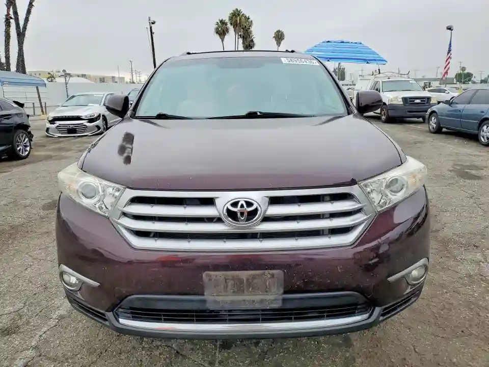 5TDBK3EH2BS047503 2011 TOYOTA HIGHLANDER-4