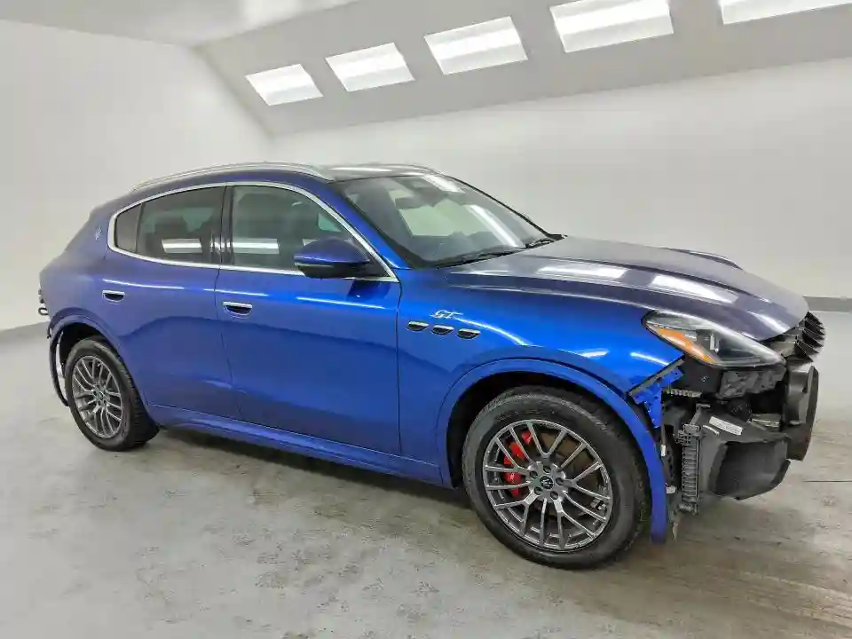 ZN682AVA3P7416502 2023 MASERATI ALL OTHER-3