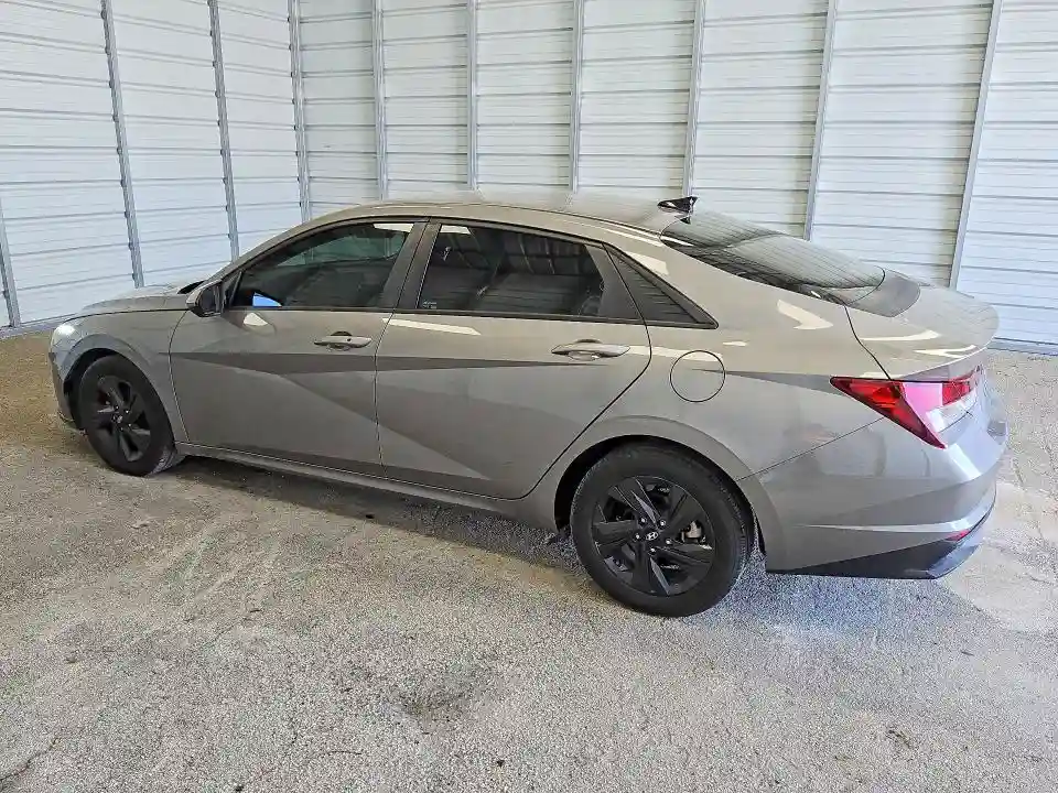 KMHLM4AG2MU069416 2021 HYUNDAI ELANTRA-1