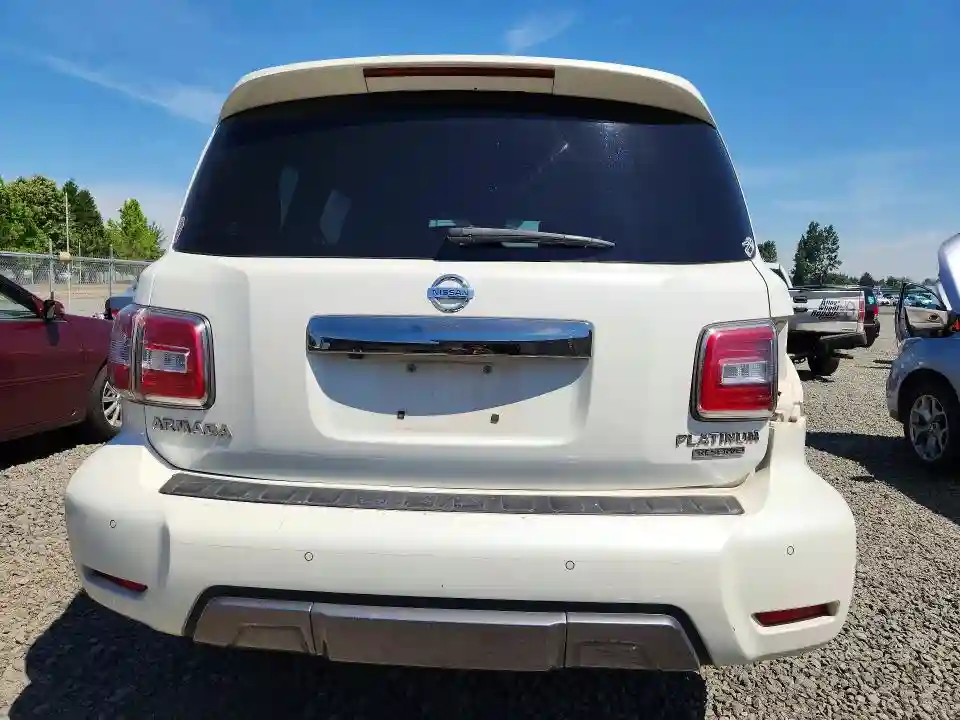 JN8AY2NE7J9733628 2018 NISSAN ARMADA-5