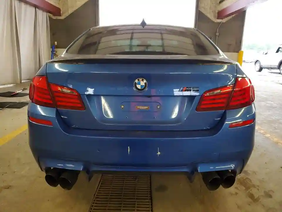 WBSFV9C56DD095999 2013 BMW M5-5
