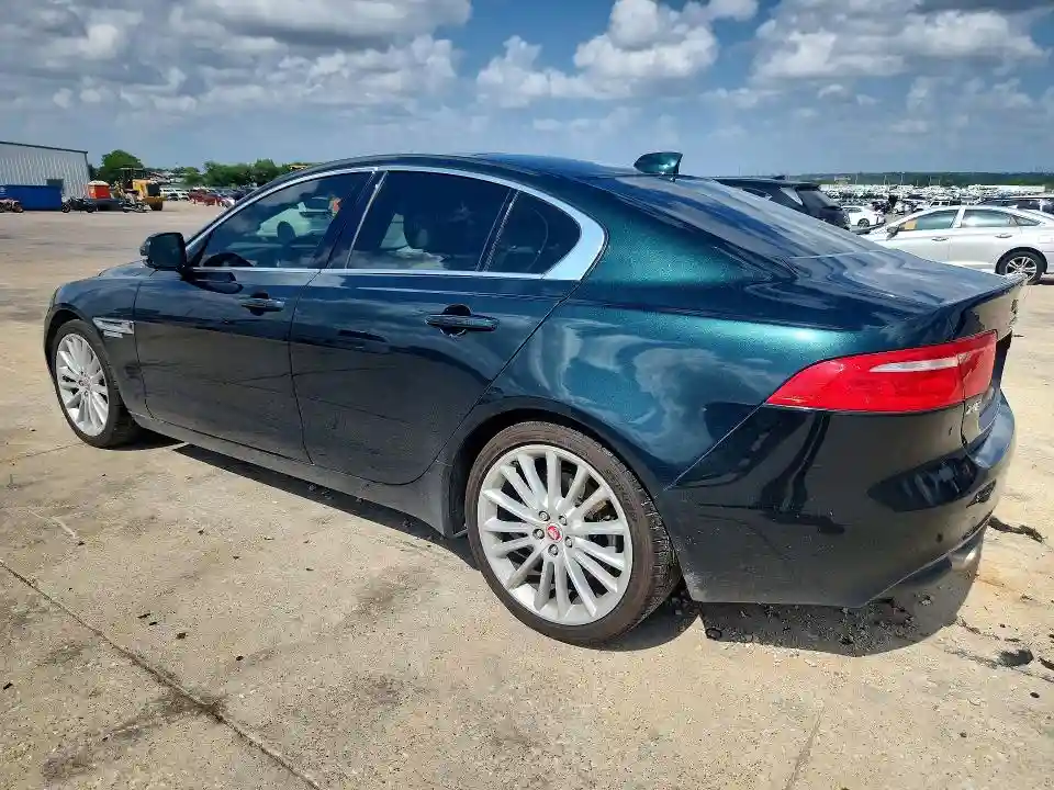 SAJAK4BV5HA966513 2017 JAGUAR XE-1