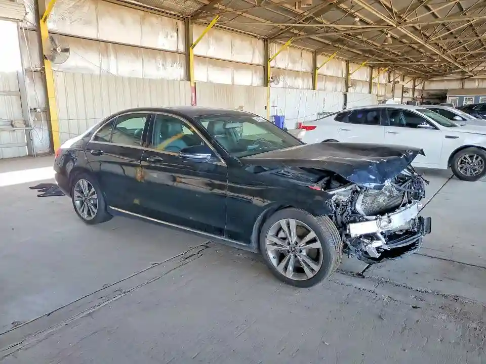 55SWF4JB6JU240218 2018 MERCEDES-BENZ C-CLASS-3