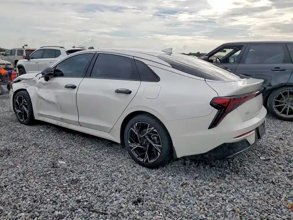 KNAG64J73S5392765 2025 KIA K5-1