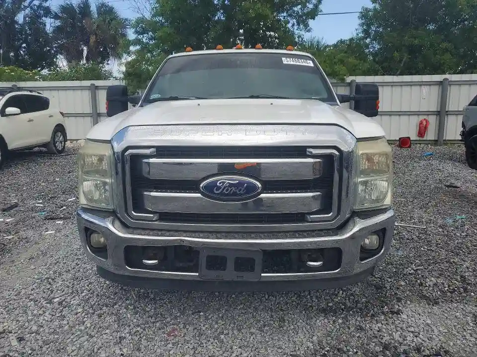 1FT7X2AT4BEB05225 2011 FORD F250-4