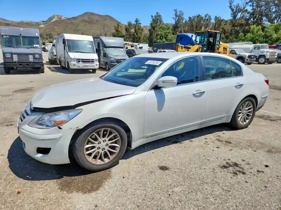 KMHGC4DE0BU115790 2011 HYUNDAI GENESIS-0