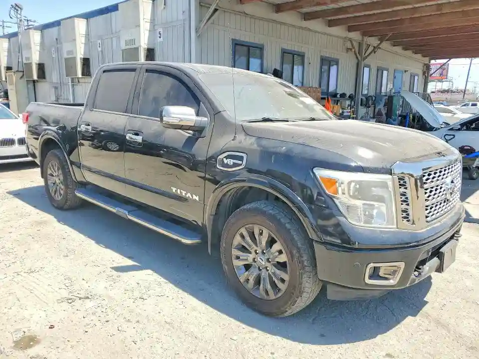 1N6AA1E54HN572227 2017 NISSAN TITAN-3