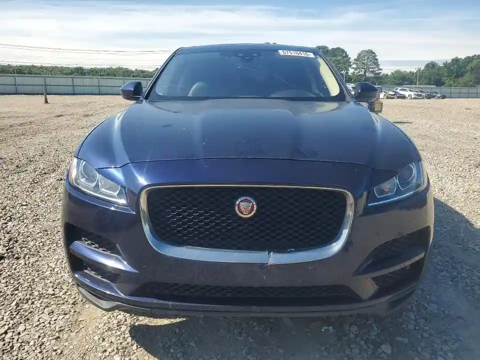 SADCJ2GX4JA236739 2018 JAGUAR F-PACE-4