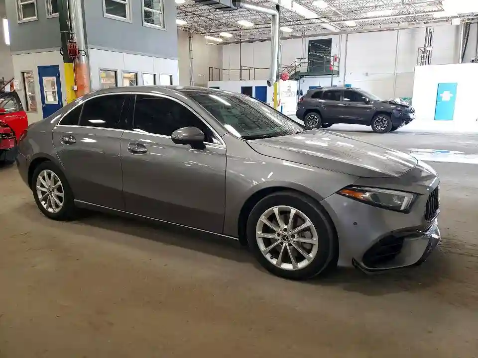 WDD3G4EB8KW014583 2019 MERCEDES-BENZ A-CLASS-3