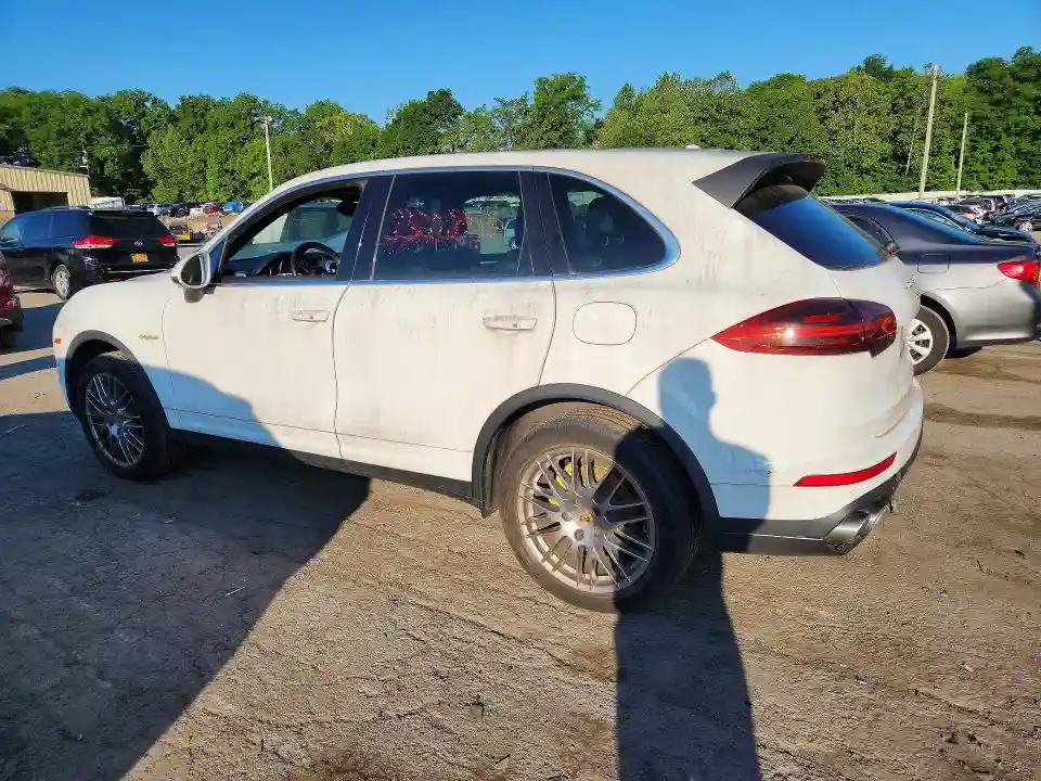 WP1AE2A21GLA58031 2016 PORSCHE CAYENNE-1