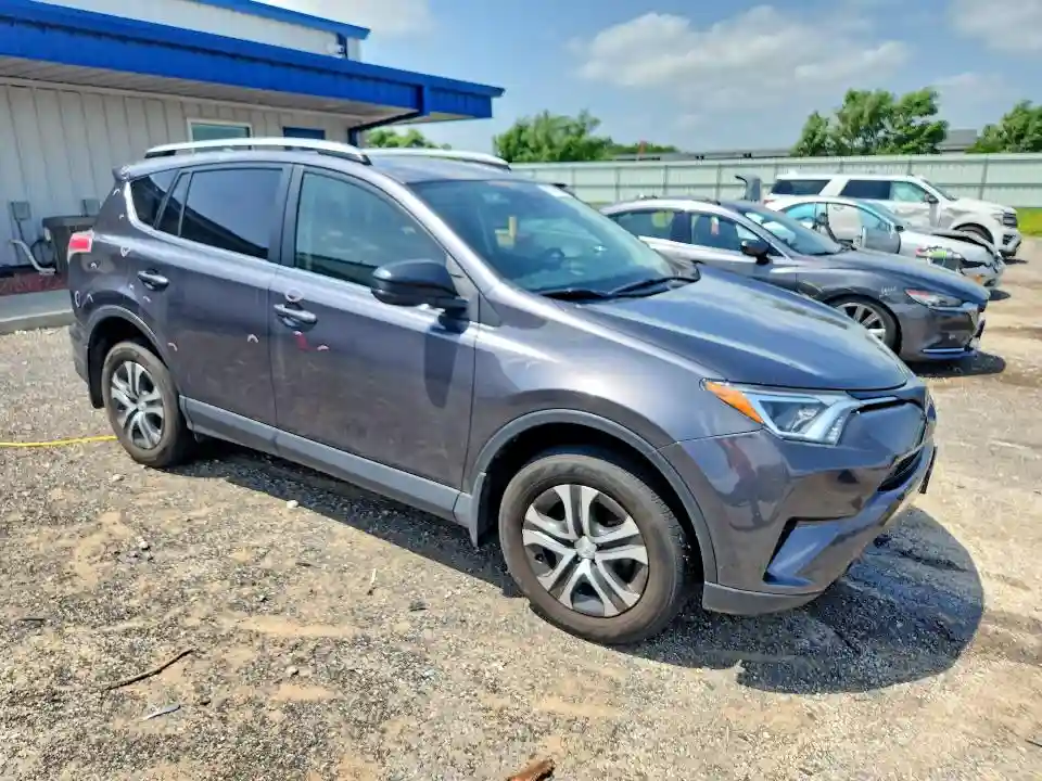 JTMBFREV2HJ143070 2017 TOYOTA RAV4-3