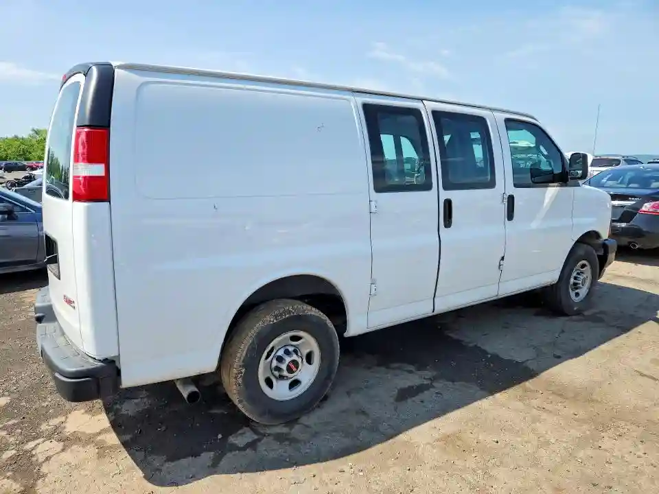 1GTZ7GFPXP1143929 2023 GMC SAVANA-2
