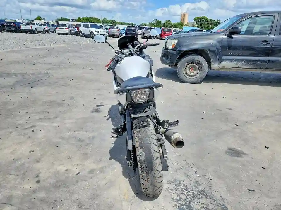 JYARJ18E3CA008534 2012 YAMAHA FZ600-800-3