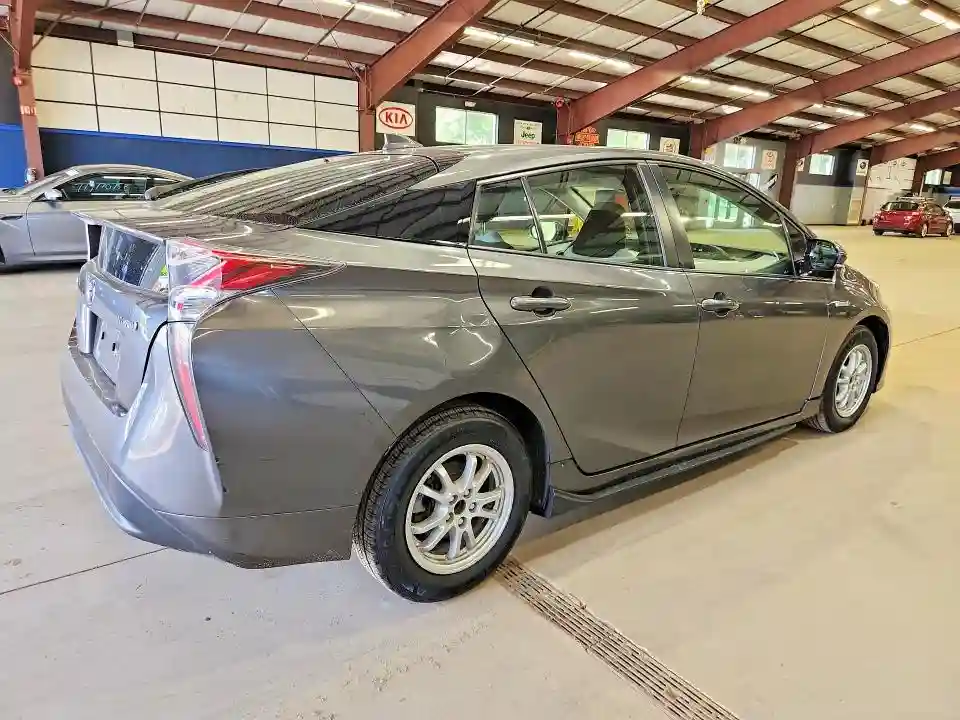 JTDKARFU3H3035677 2017 TOYOTA PRIUS-2