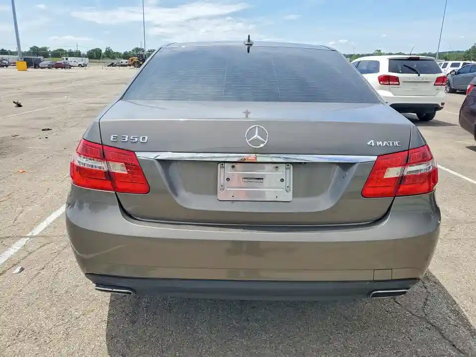 WDDHF8HB5AA096313 2010 MERCEDES-BENZ E-CLASS-5