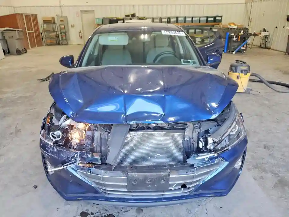 5NPD84LF8LH621981 2020 HYUNDAI ELANTRA VA-4