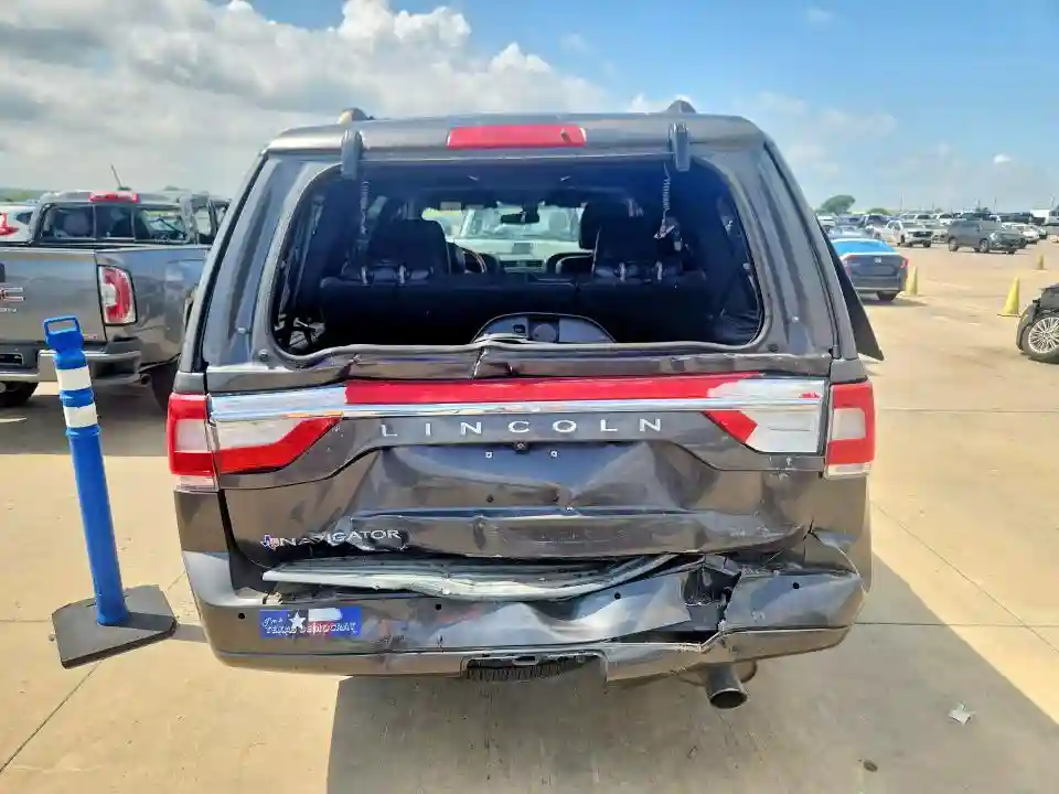 5LMJJ2HT8HEL14076 2017 LINCOLN NAVIGATOR-5