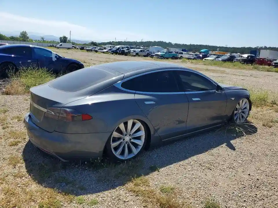 5YJSA1CG3DFP03930 2013 TESLA MODEL S-2