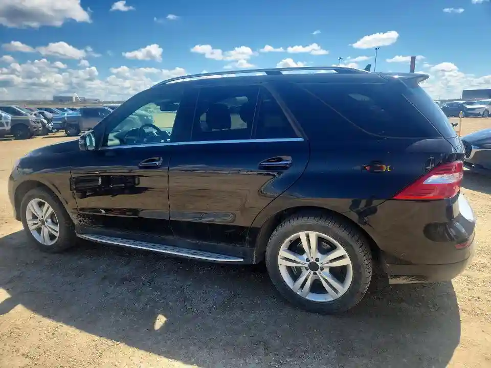 4JGDA2EB1DA111320 2013 MERCEDES-BENZ M-CLASS-1