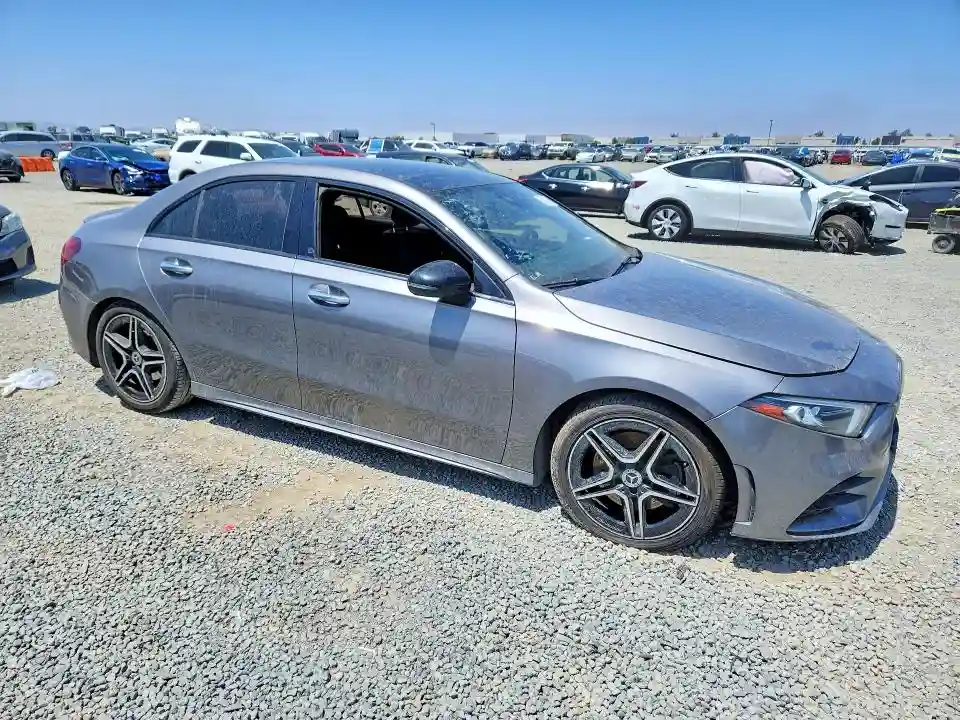 WDD3G4EB2KW000906 2019 MERCEDES-BENZ A-CLASS-3