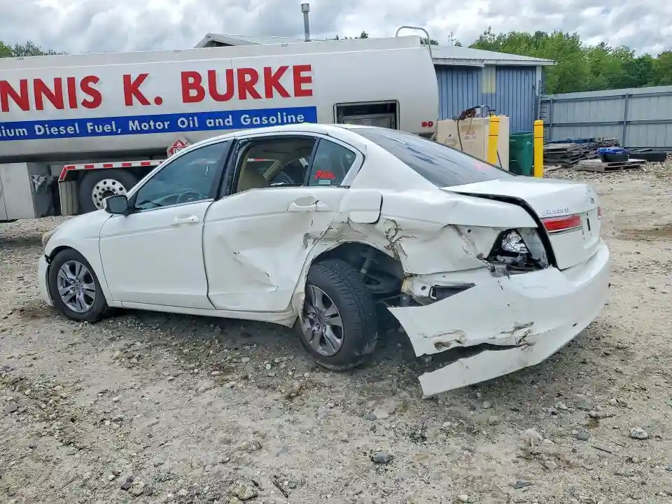 1HGCP2F65CA102796 2012 HONDA ACCORD-1