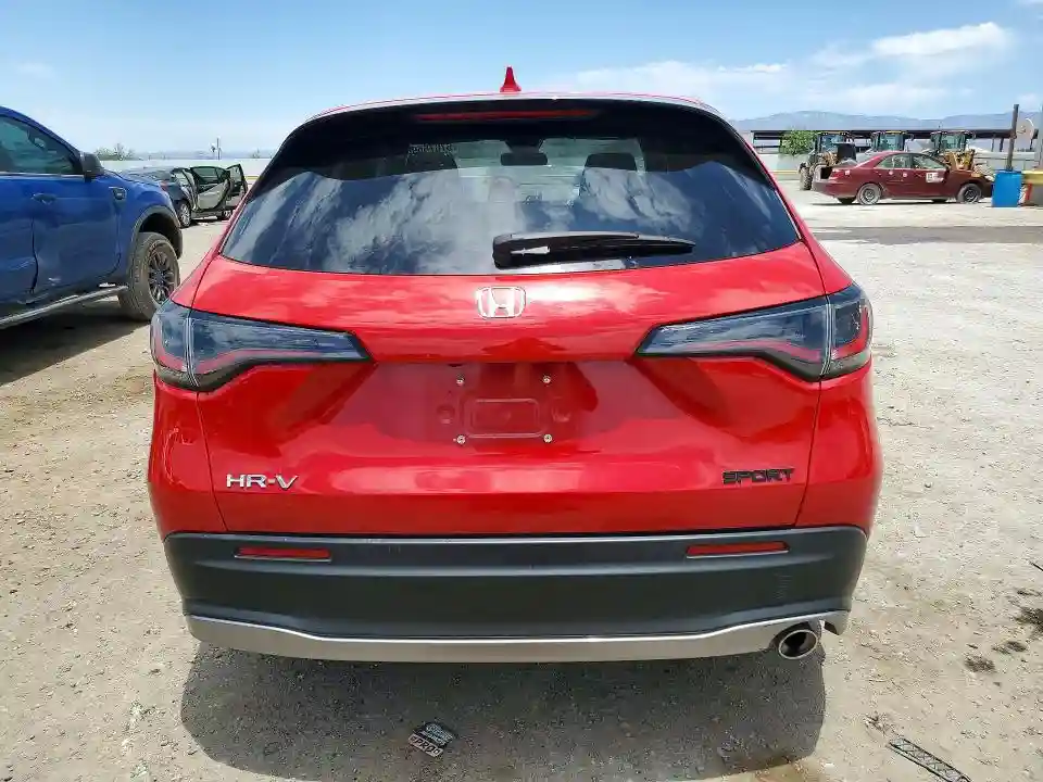 3CZRZ1H52SM724673 2025 HONDA HR-V-5
